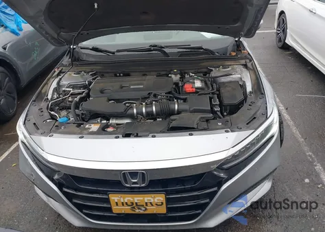 2018 Honda Accord Touring 2.0T из США, поврежденный, VIN 1HGCV2F92JA050945